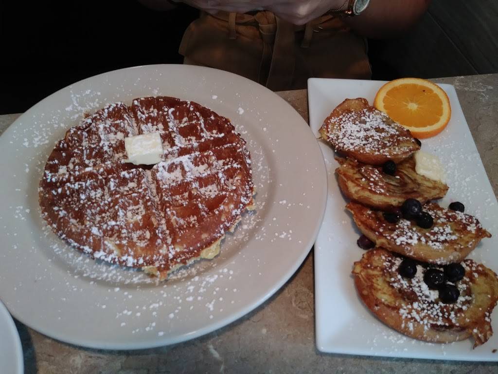 Benedicts | restaurant | 7048 Park Blvd N, Pinellas Park, FL 33781, USA | 7275454929 OR +1 727-545-4929