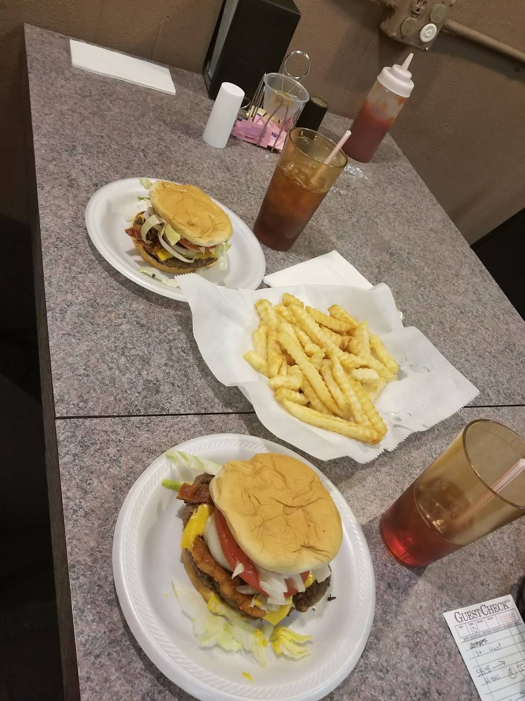 Rodies Parkway Restaurant | restaurant | 246 J W Luke Rd, West Jefferson, NC 28694, USA | 3369825400 OR +1 336-982-5400