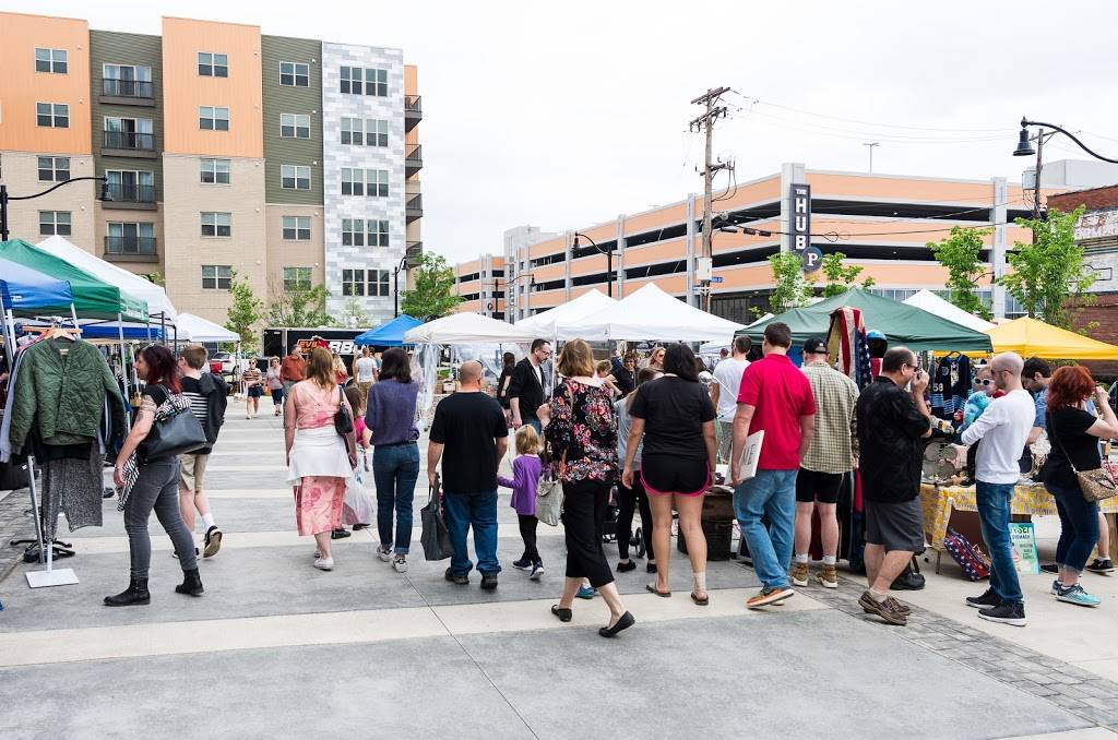 Neighborhood Flea (2nd Sundays May - October) | restaurant | 26th Street and, Railroad St, Pittsburgh, PA 15222, USA | 4122544464 OR +1 412-254-4464