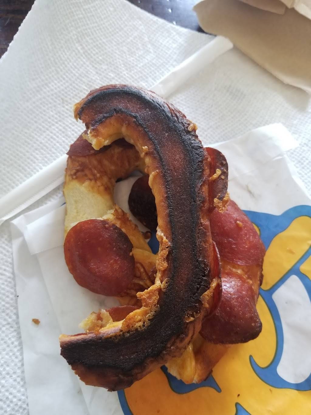 Auntie Annes | restaurant | 3001 White Bear Ave, St Paul, MN 55109, USA | 6517704175 OR +1 651-770-4175