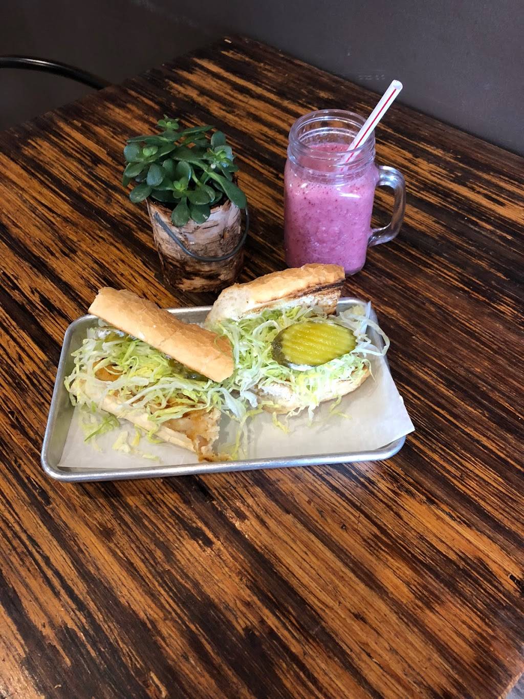 La Strada Cafe Bar | restaurant | 2023 N California Ave, Chicago, IL 60647, USA | 7086270403 OR +1 708-627-0403