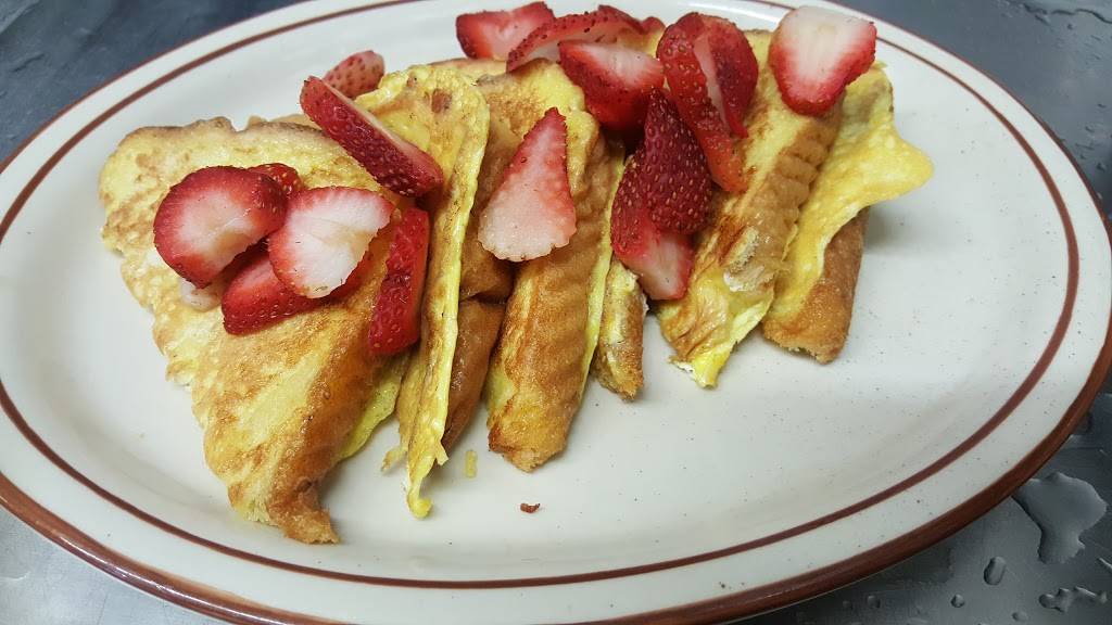 Quarry Cafe | restaurant | 161 Park Ave, Amherst, OH 44001, USA | 4409880337 OR +1 440-988-0337