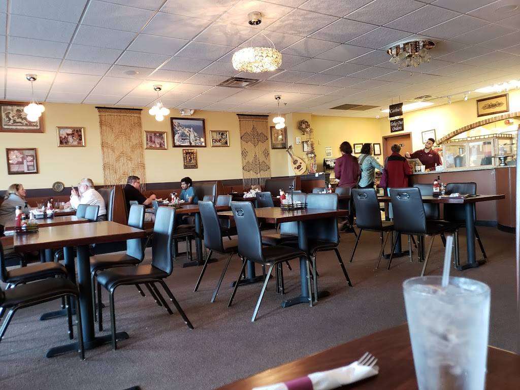 Sheshco Mediterranean Grill | restaurant | 2121 Celebration Dr NE #700, Grand Rapids, MI 49525, USA | 6163640600 OR +1 616-364-0600