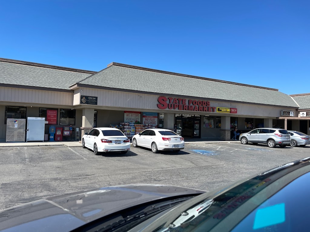State Foods Supermarket | restaurant | 37405 Ave 12 #401, Madera, CA 93636, USA | 5596451277 OR +1 559-645-1277