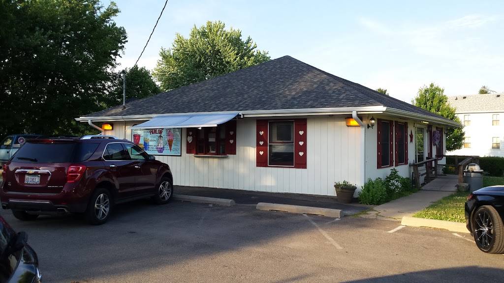 Hannahs Parlor | restaurant | 12521 W Farmington Rd, Hanna City, IL 61536, USA | 3095657657 OR +1 309-565-7657