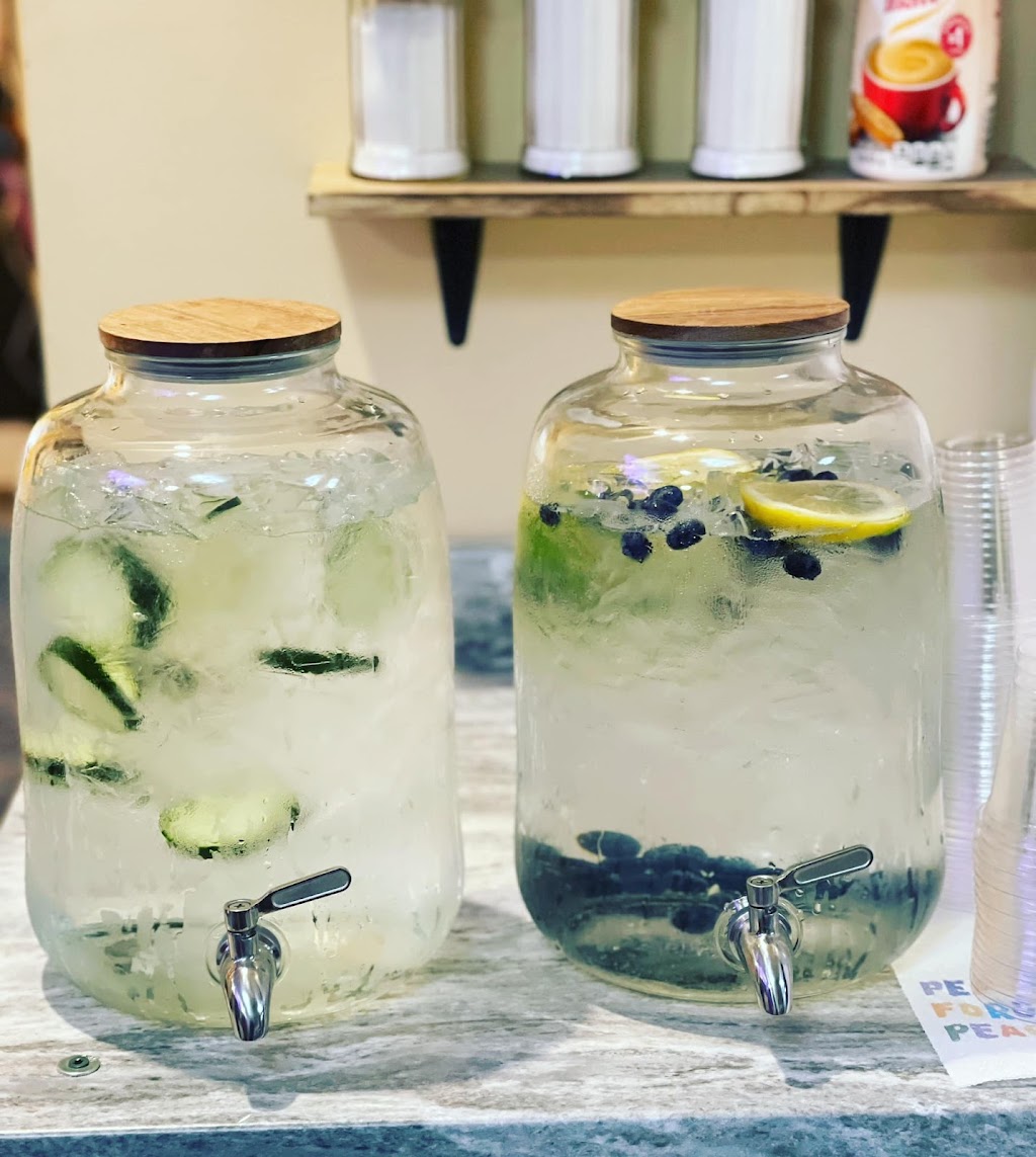 Rise & Grind Buffalo Community Cafe | cafe | 890 Kensington Ave, Buffalo, NY 14215, USA | 7164811403 OR +1 716-481-1403