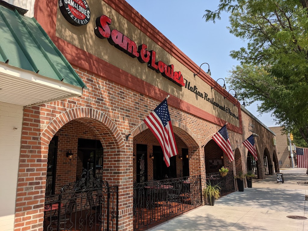 Sam & Louies Italian Restaurant & New York Pizzeria | restaurant | 310 Main St, Sterling, CO 80751, USA | 9705262550 OR +1 970-526-2550