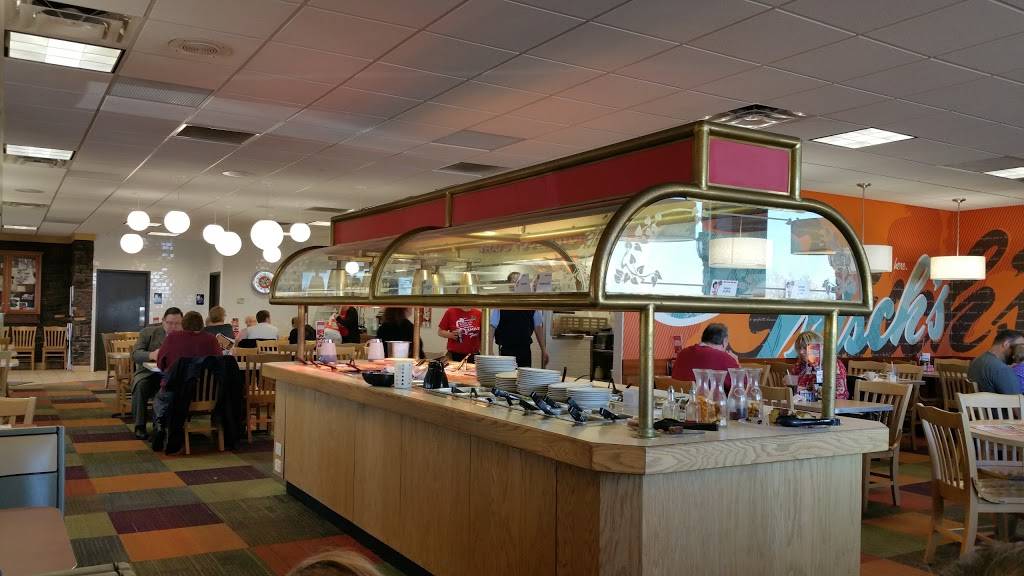 Frischs Big Boy | bakery | 1707 E Perry St, Port Clinton, OH 43452, USA | 4197343151 OR +1 419-734-3151