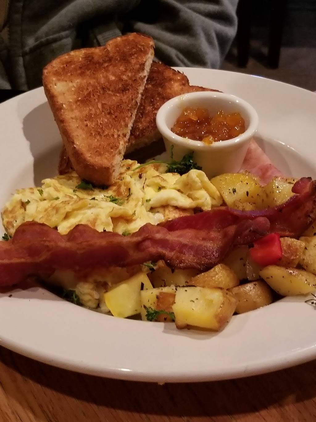 Blu | restaurant | 201 S Crawford Ave, Norman, OK 73069, USA | 4053604258 OR +1 405-360-4258