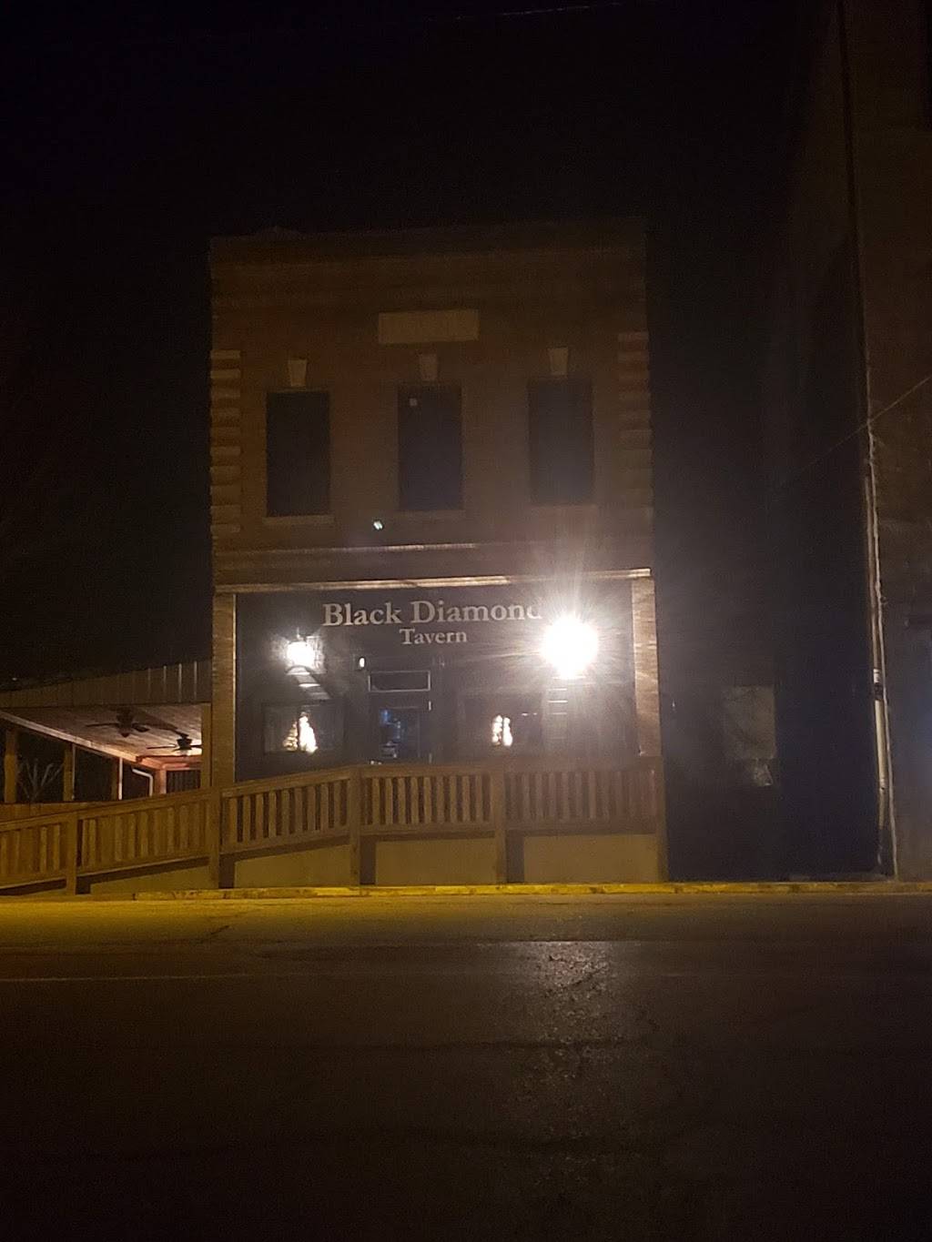 Black Diamond Tavern | restaurant | 106 Main St, Shawnee, OH 43782, USA | 7408231988 OR +1 740-823-1988