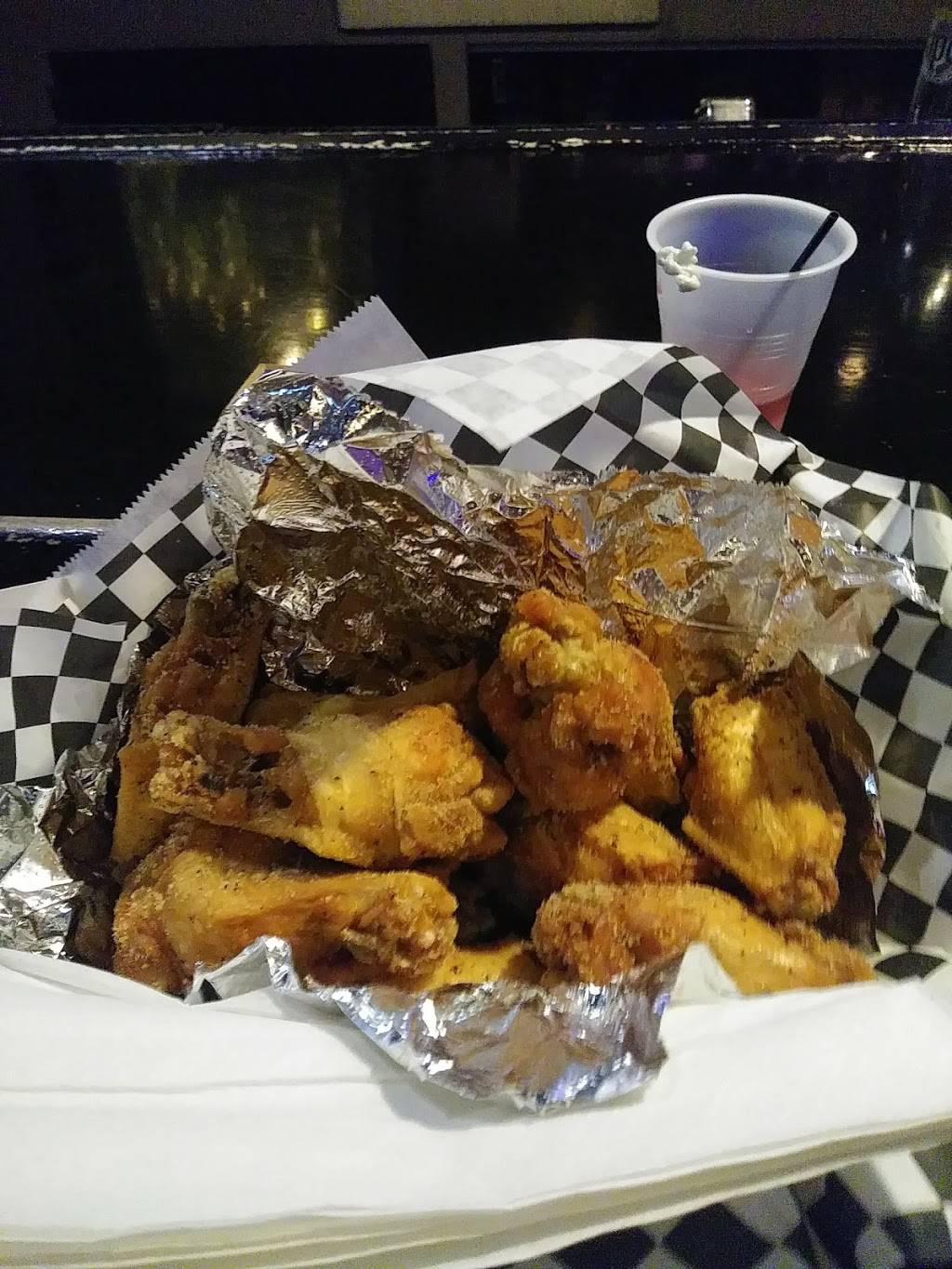 Good Brothas Bar & Grill | restaurant | 6700 Savannah Ave, Cincinnati, OH 45239, USA | 5135210919 OR +1 513-521-0919