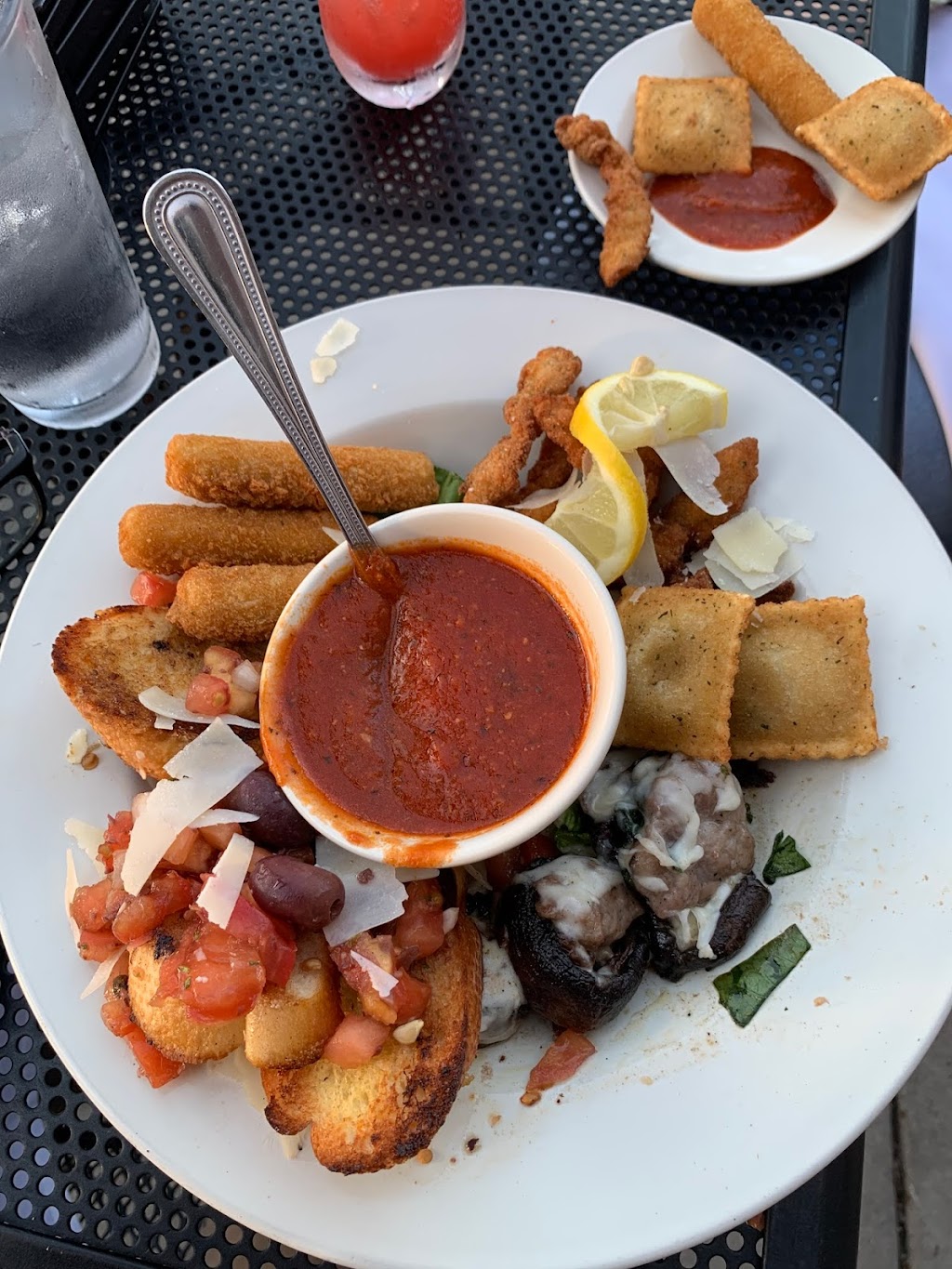 Nicos Little Italy | restaurant | 1101 Moro St Suite 111, Manhattan, KS 66502, USA | 7857751101 OR +1 785-775-1101