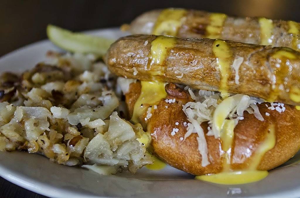 The Schnitzelbank Restaurant | restaurant | 393 3rd Ave, Jasper, IN 47546, USA | 8124822640 OR +1 812-482-2640