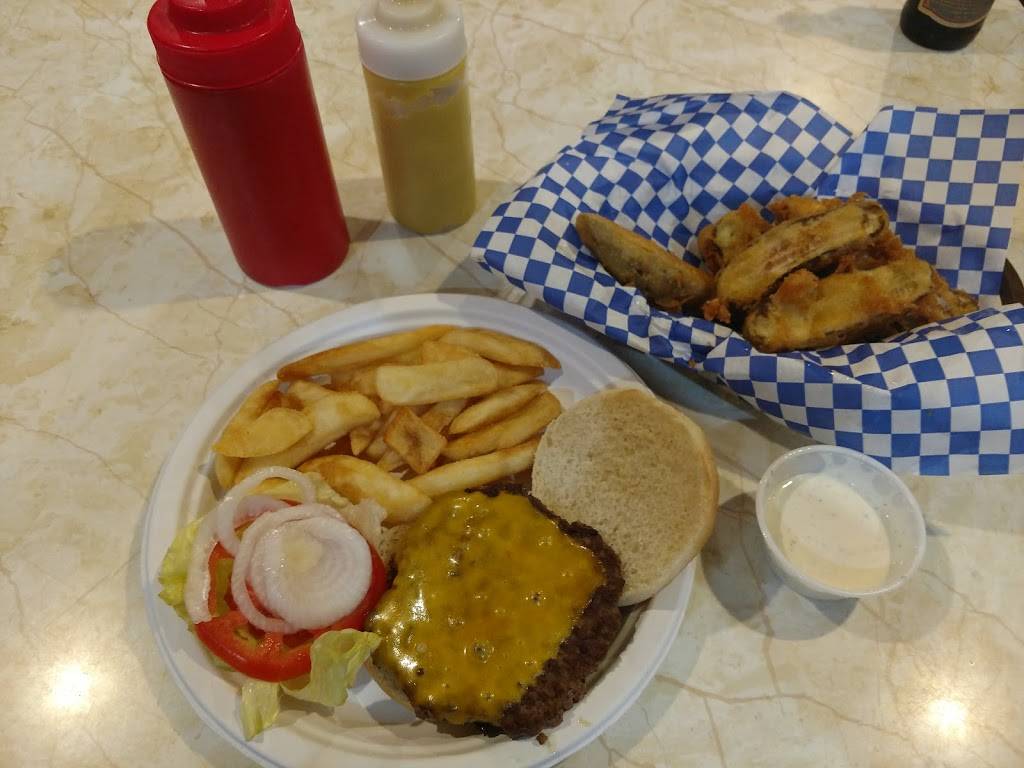 Rochester North-Oakland Elks Lodge | restaurant | 3100 Pond Rd, Leonard, MI 48367, USA | 2485727118 OR +1 248-572-7118