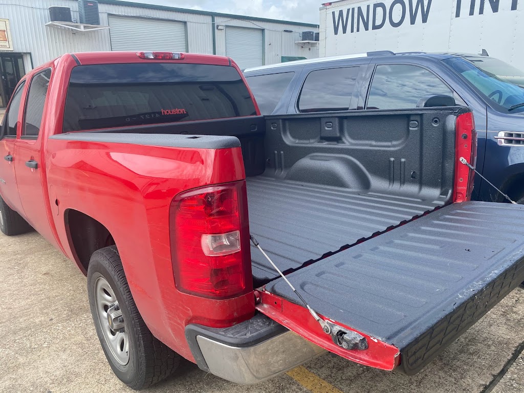 SPRAY ON BEDLINERS AND WINDOW TINT | restaurant | 4127 D, Hollister Rd, Houston, TX 77080, USA | 8323162738 OR +1 832-316-2738