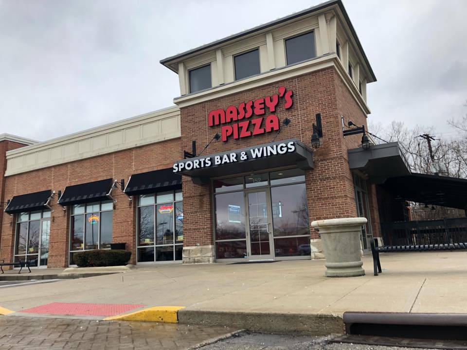 Masseys Pizza Sports Bar & Wings | meal takeaway | 152 Graceland Blvd, Columbus, OH 43214, USA | 6145056262 OR +1 614-505-6262