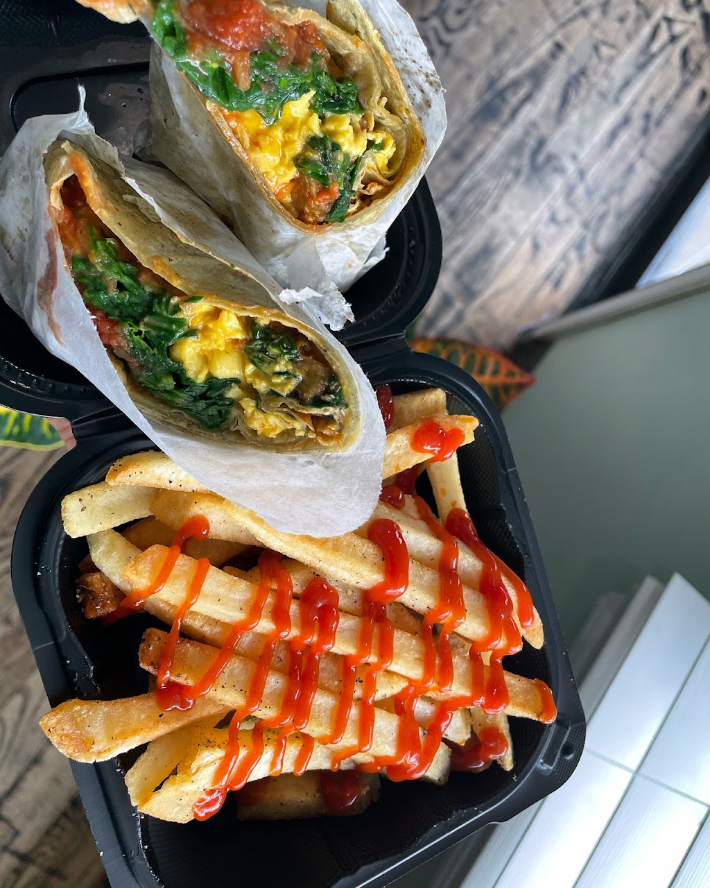 Fast Break (Taste Is Yours) | restaurant | 5411 Woodland Ave, Philadelphia, PA 19143, USA | 2159216344 OR +1 215-921-6344