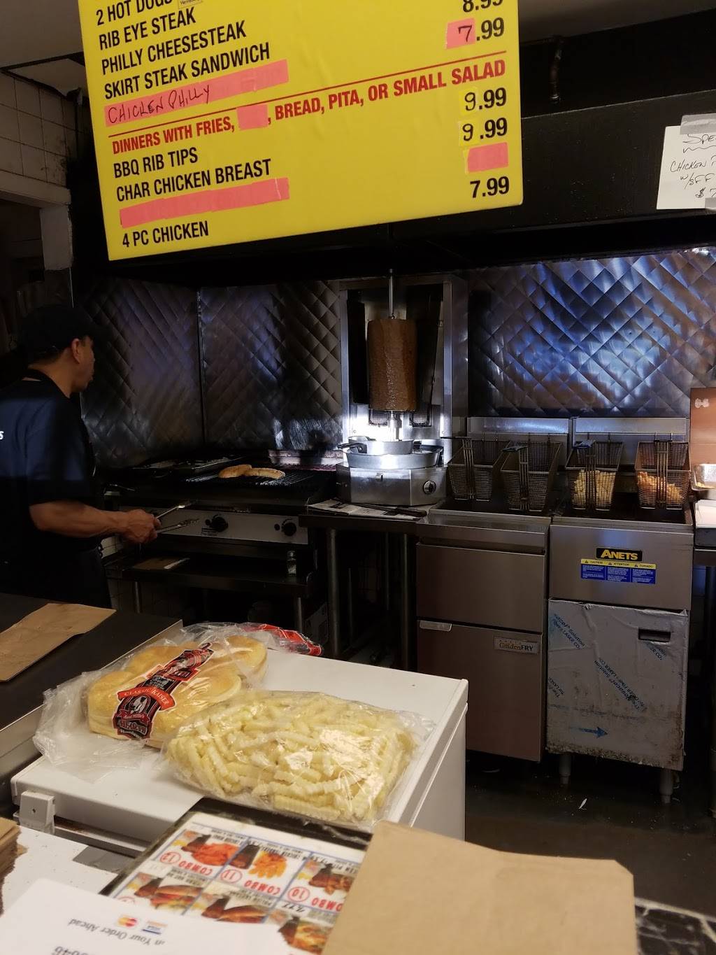 Dukes | restaurant | 5659 N Central Ave, Chicago, IL 60646, USA | 7737631866 OR +1 773-763-1866