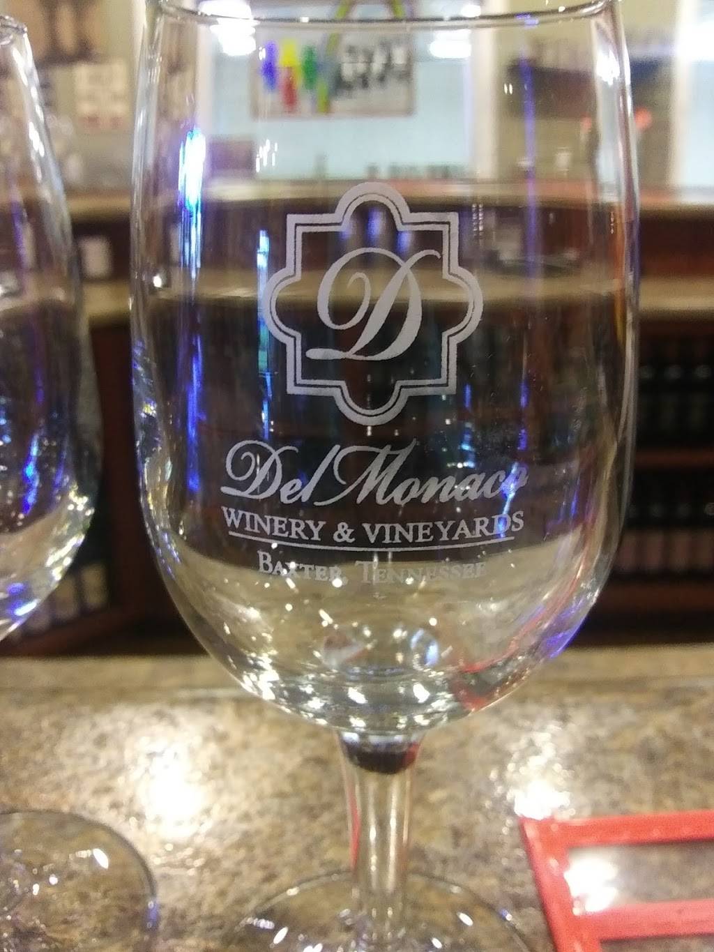 DelMonaco Winery & Vineyards | restaurant | 600 Lance Dr, Baxter, TN 38544, USA | 9318581177 OR +1 931-858-1177