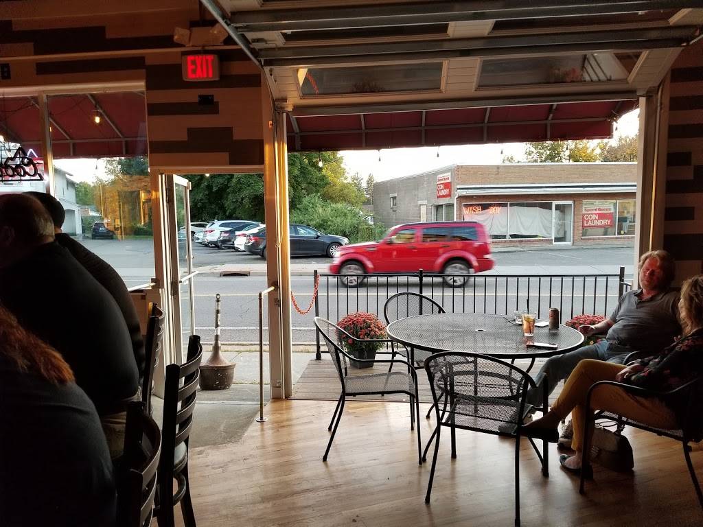 Oasis | restaurant | 153 Harry L Dr, Johnson City, NY 13790, USA | 6077979782 OR +1 607-797-9782