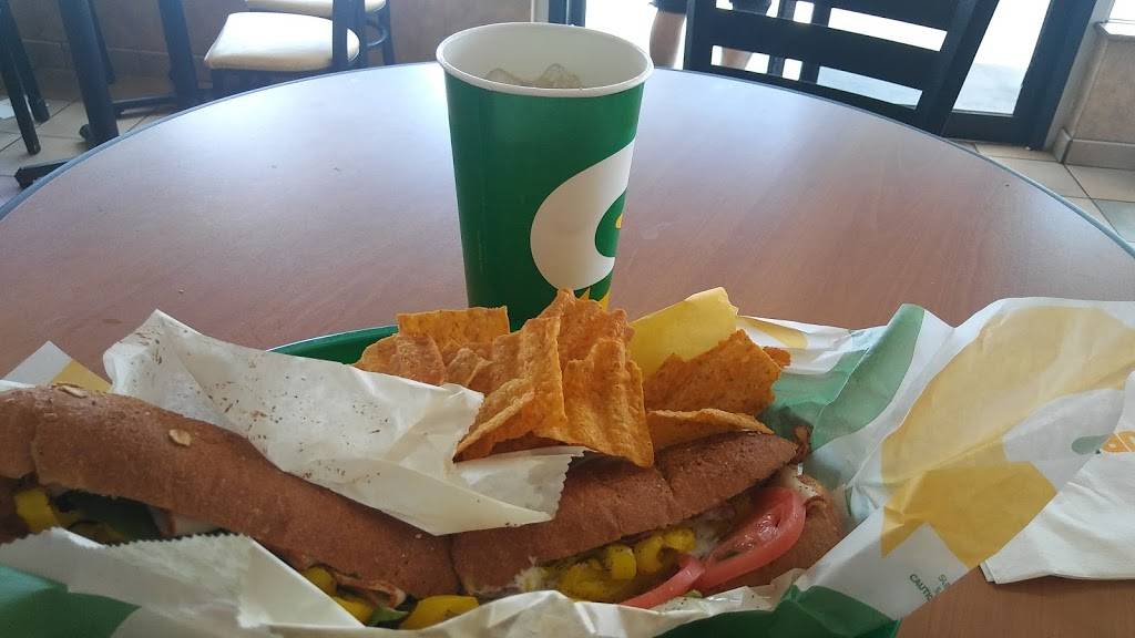 Subway | meal takeaway | 2850 Montana Ave, El Paso, TX 79903, USA | 9155649918 OR +1 915-564-9918