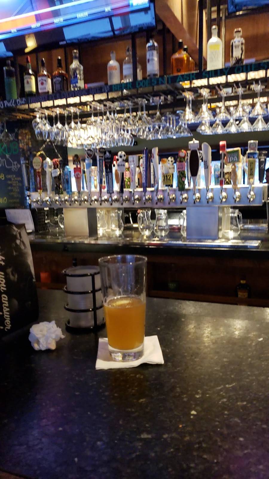 Bar Louie - Bensalem | night club | 600 Rockhill Dr, Bensalem, PA 19020, USA | 2676841360 OR +1 267-684-1360