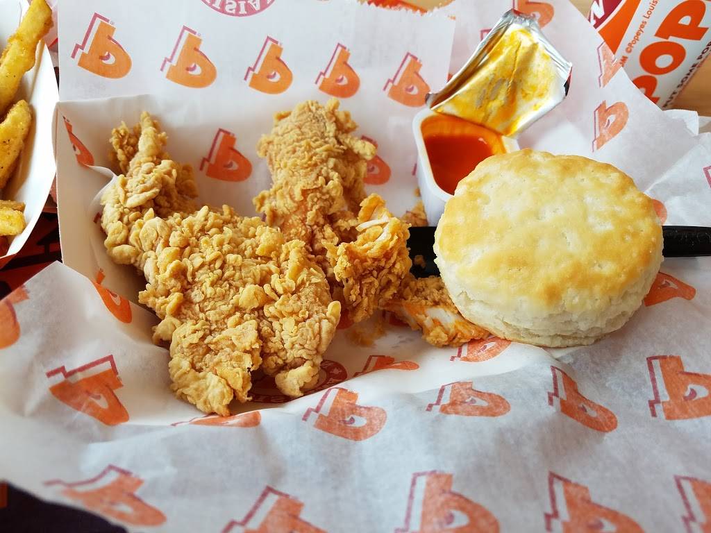 Popeyes Louisiana Kitchen | restaurant | 212 W Southmore Ave, Pasadena, TX 77502, USA | 7134755915 OR +1 713-475-5915