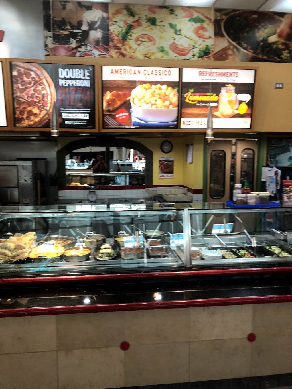 Villa Fresh Italian Kitchen | restaurant | 3700 Rivertown Pkwy #2152, Grandville, MI 49418, USA | 6165386506 OR +1 616-538-6506