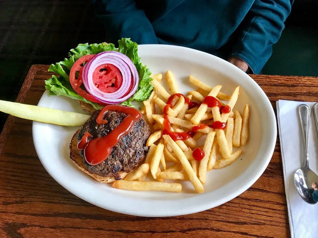 Donahues Madison Beach Grille | restaurant | 1320 Boston Post Rd, Madison, CT 06443, USA | 2033188362 OR +1 203-318-8362