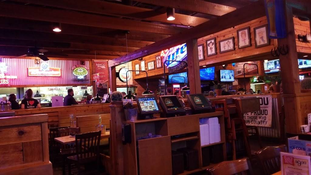 Texas Roadhouse | restaurant | 301 Newbury St, Danvers, MA 01923, USA | 9786469201 OR +1 978-646-9201