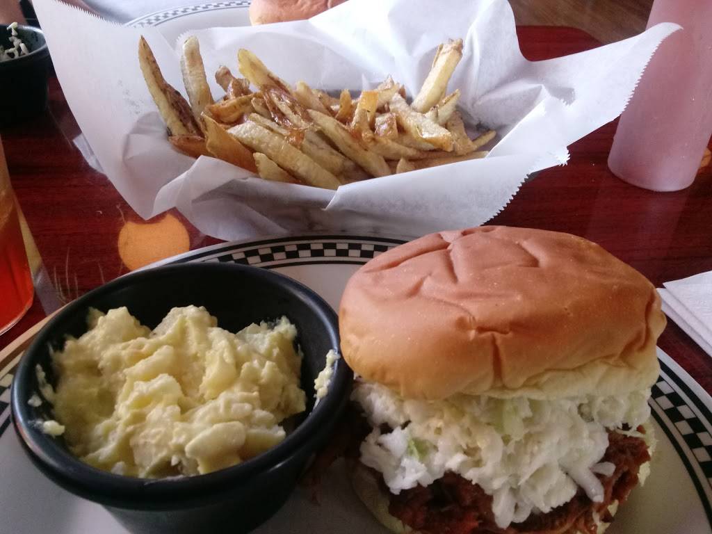 Bad Wolf Bar BQ | restaurant | 5236 Williamson Rd, Roanoke, VA 24012, USA | 5403629095 OR +1 540-362-9095