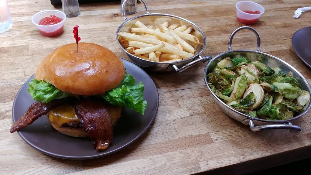 Native Burger | restaurant | 3420 Geary Blvd, San Francisco, CA 94118, USA | 4156824197 OR +1 415-682-4197