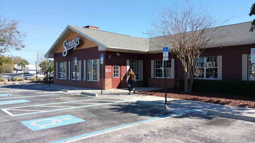 Sonnys BBQ | restaurant | 3390 University Blvd, Winter Park, FL 32792, USA | 4076712002 OR +1 407-671-2002