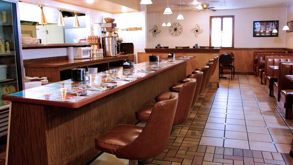 Raptis Family Restaurant | restaurant | 1939 Niles Cortland Rd NE, Warren, OH 44484, USA | 3308563237 OR +1 330-856-3237