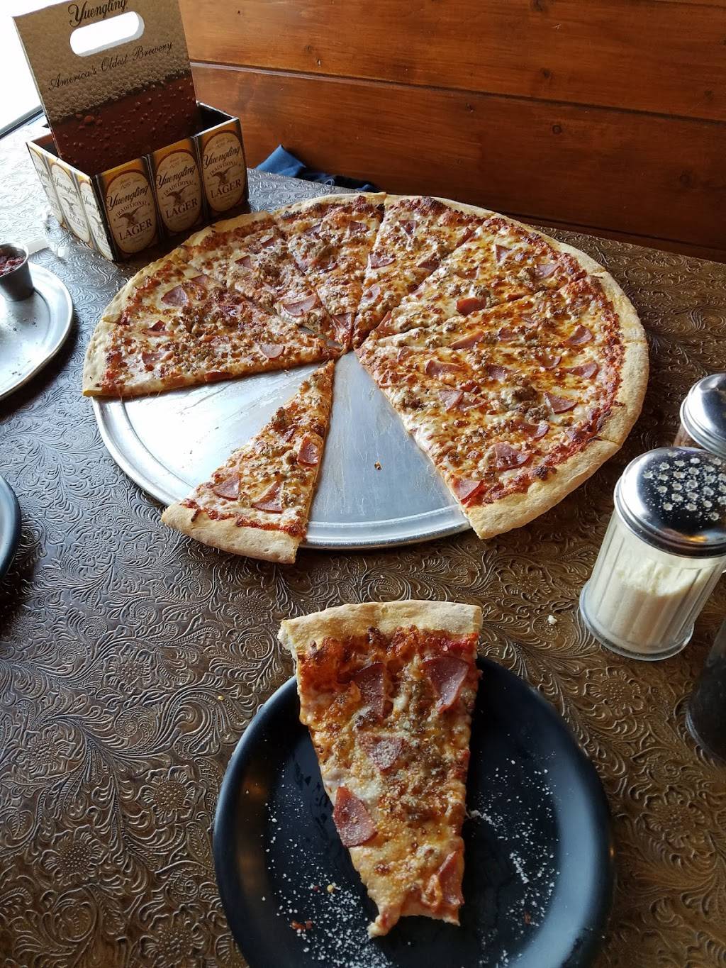 Knights Pizza | restaurant | 1701 W State of Franklin Rd, Johnson City, TN 37604, USA | 4239756483 OR +1 423-975-6483