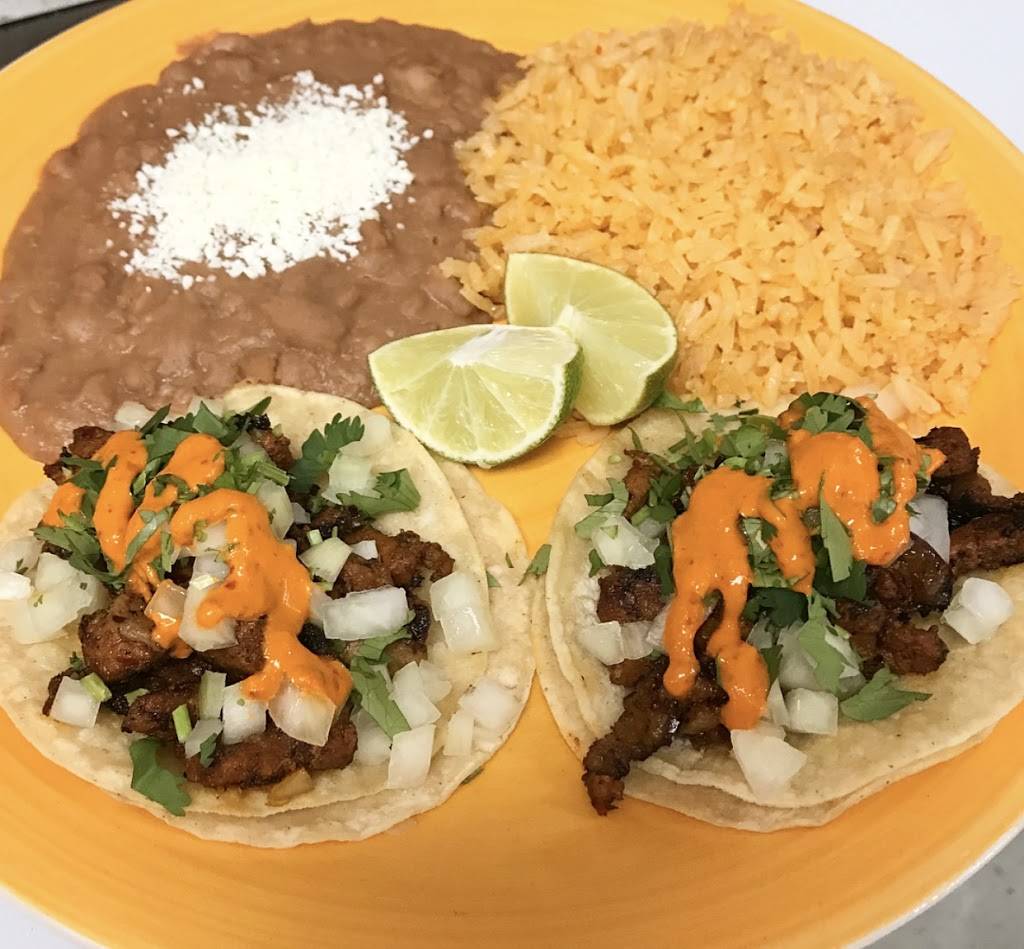 El Gordito Feliz | restaurant | 3012 Pacific Ave ste f, Forest Grove, OR 97116, USA | 5034301930 OR +1 503-430-1930