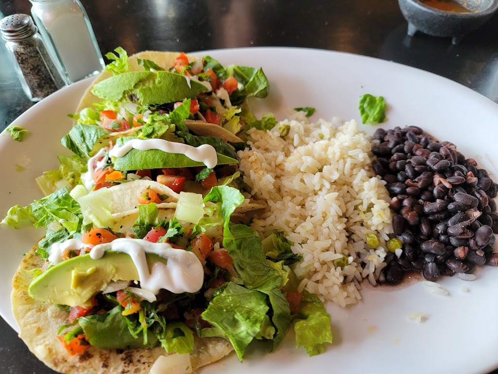 Hola Restaurant | restaurant | 2670 US-20 #710, Bend, OR 97701, USA | 5413894652 OR +1 541-389-4652