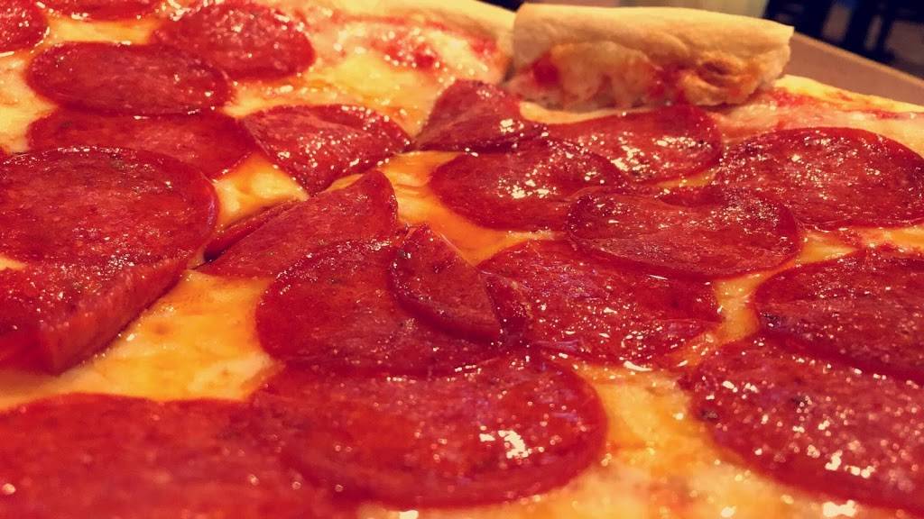 Little Nickis Pizza | restaurant | 1635 W Main St, Ephrata, PA 17522, USA | 7177332400 OR +1 717-733-2400