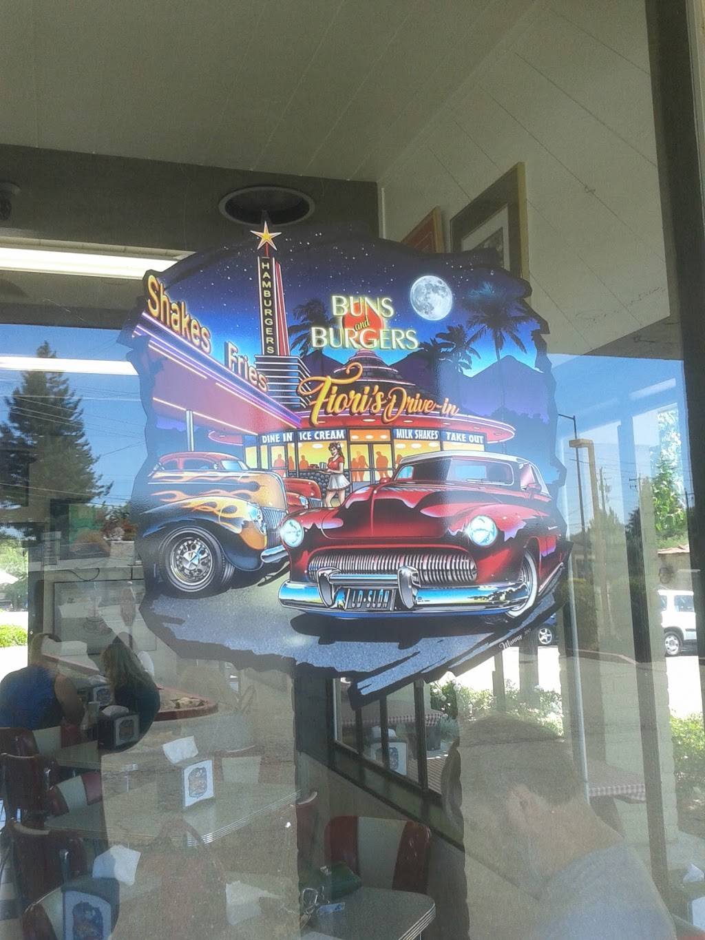 Fioris Buns & Burgers | restaurant | 406 Larkfield Center, Santa Rosa, CA 95403, USA | 7075466835 OR +1 707-546-6835