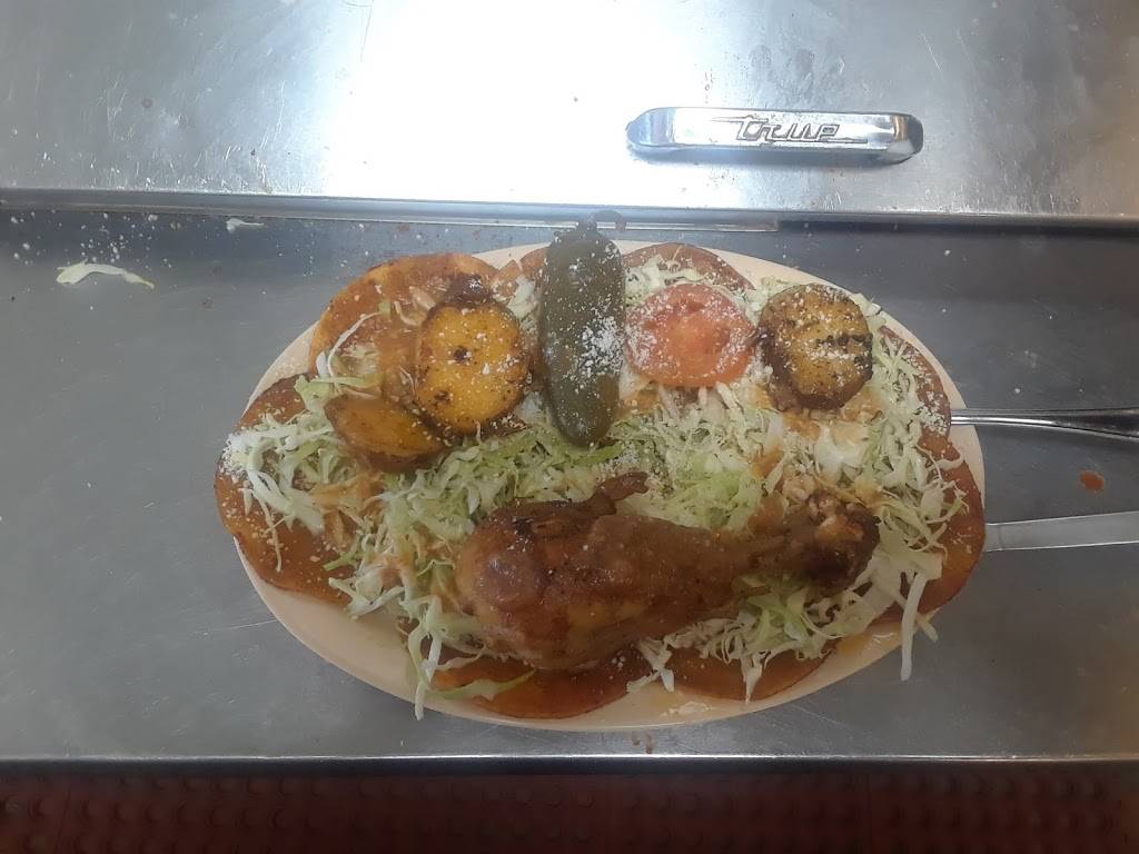 Las Monarcas | restaurant | 1817 E Ave Q-5, Palmdale, CA 93550, USA | 6612087786 OR +1 661-208-7786