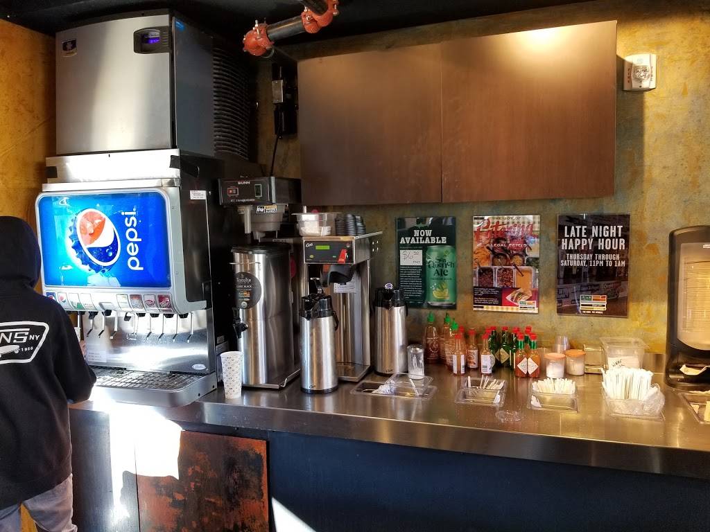 Illegal Petes Colfax | restaurant | 2001 E Colfax Ave, Denver, CO 80206, USA | 7207232703 OR +1 720-723-2703