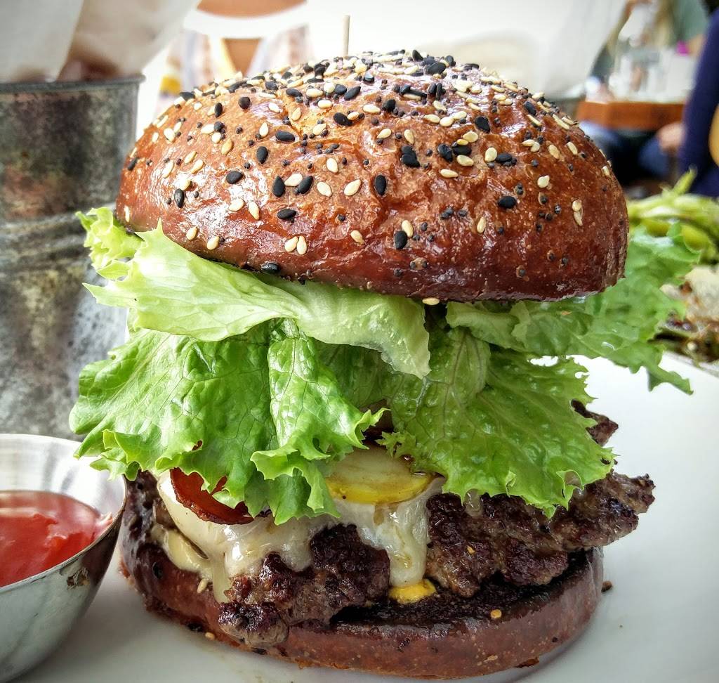 Local Leaside | restaurant | 180 Laird Dr, East York, ON M4G 3V7, Canada | 4166966226 OR +1 416-696-6226