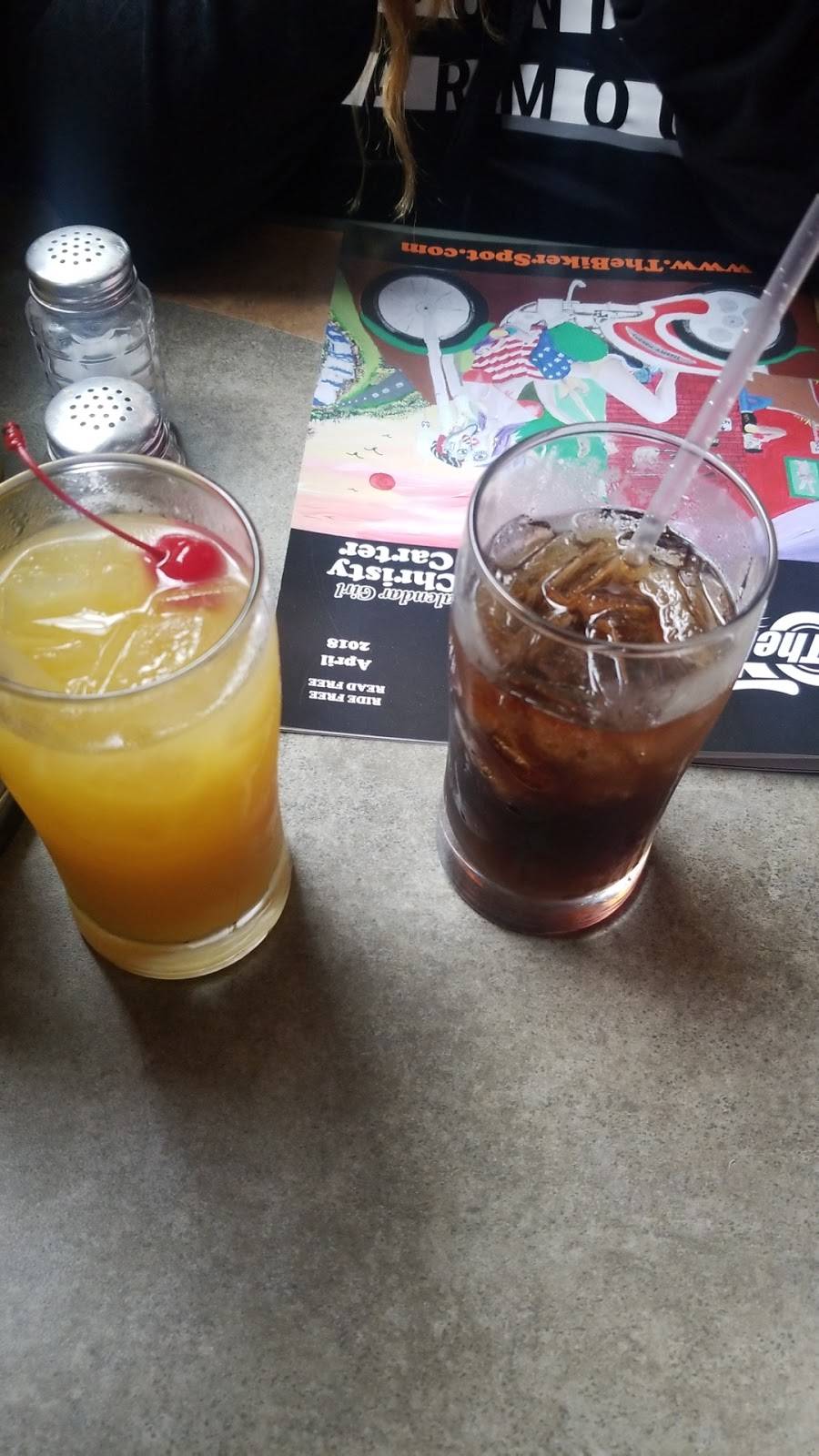 The Vault Bar and Grill Inc. | restaurant | 101 W Exchange St, Danvers, IL 61732, USA | 3099636361 OR +1 309-963-6361