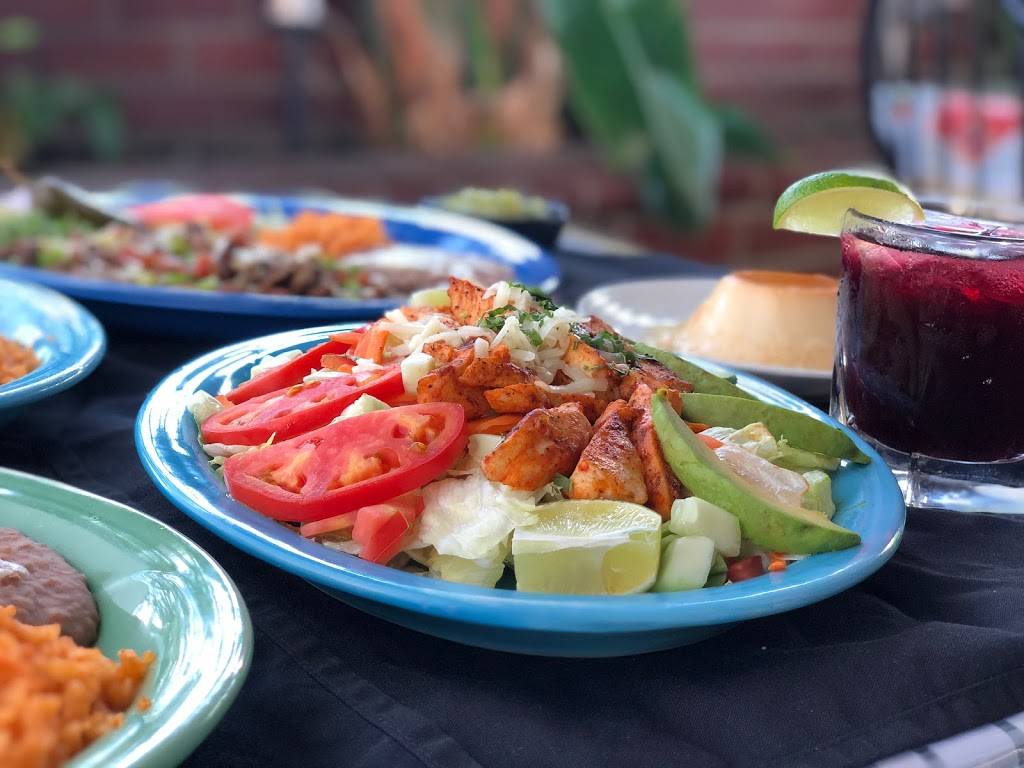 Casa Flores | Mexican Restaurant | restaurant | 4631 E Fremont St, Stockton, CA 95215, USA | 2099320471 OR +1 209-932-0471