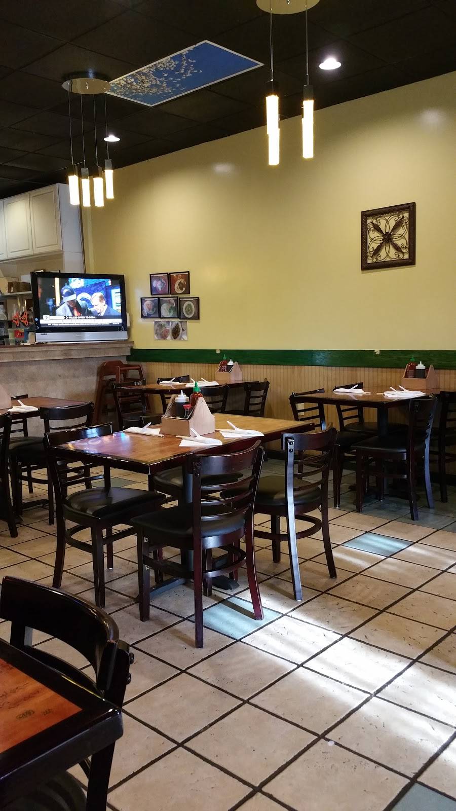 Pho City | restaurant | 12123 Darnestown Rd, Gaithersburg, MD 20878, USA | 3019900418 OR +1 301-990-0418