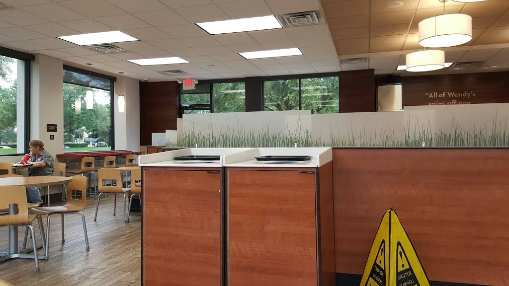 Wendys | restaurant | 2751 Wilshire Dr, Orlando, FL 32835, USA | 4072922039 OR +1 407-292-2039