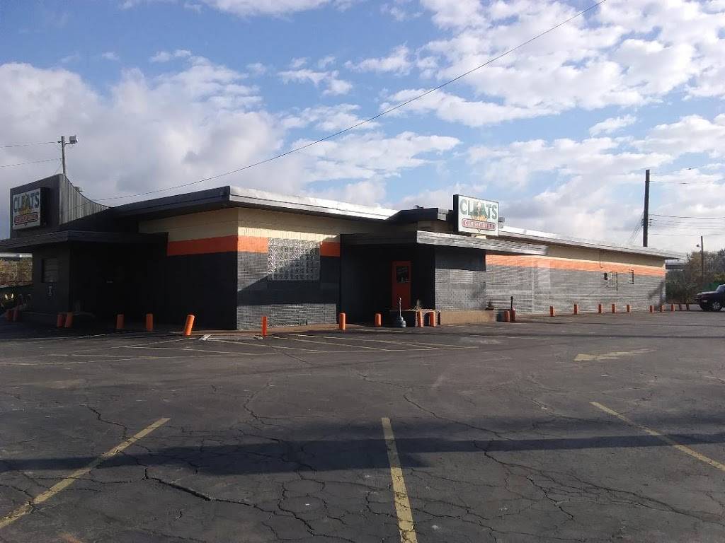 Cleats Club Seat Grille Old Brooklyn | restaurant | 3995 Jennings Rd, Cleveland, OH 44109, USA | 2163984498 OR +1 216-398-4498