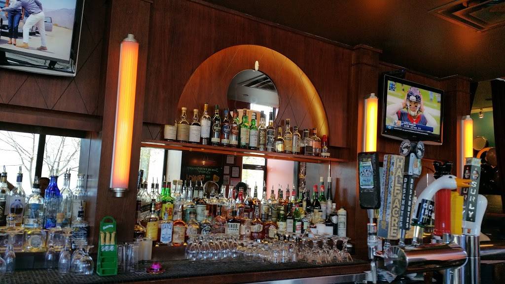 Fat Cat Restaurant & Bar | restaurant | 4840 N Broadway, Chicago, IL 60613, USA | 7735063100 OR +1 773-506-3100