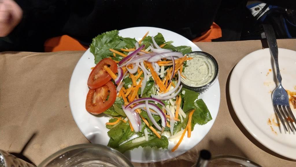 Oak and Embers Tavern Hudson | restaurant | 7774 Darrow Rd, Hudson, OH 44236, USA | 2346021056 OR +1 234-602-1056