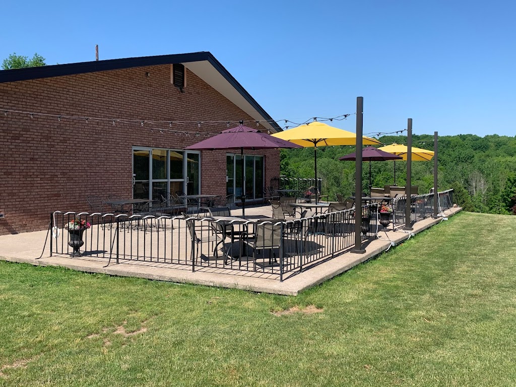 Stone Bridge Bar & Grill | restaurant | 1201 Rush West Rush Rd, Rush, NY 14543, USA | 5853345860 OR +1 585-334-5860